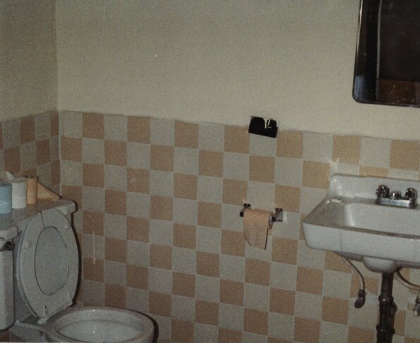 Bathroom2